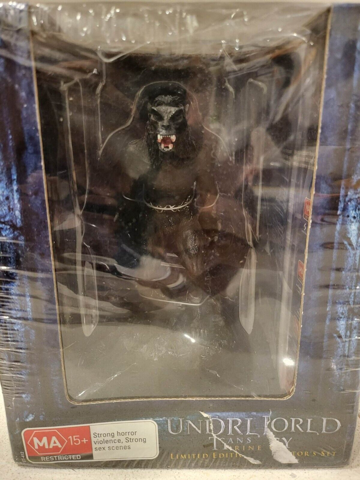 Underworld Trilogy Limited Edition 51/2 Lycan Figurine Included - Limited Editi